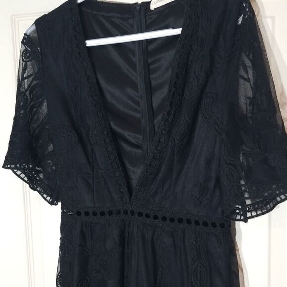 Promesa, Black Lace Romper - Picture 3 of 6
